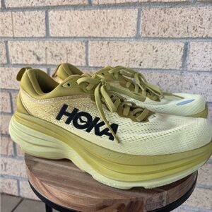 Hoka Bondi 8 Women’s 8.5 Running Shoes Yellow Comfort Sneakers